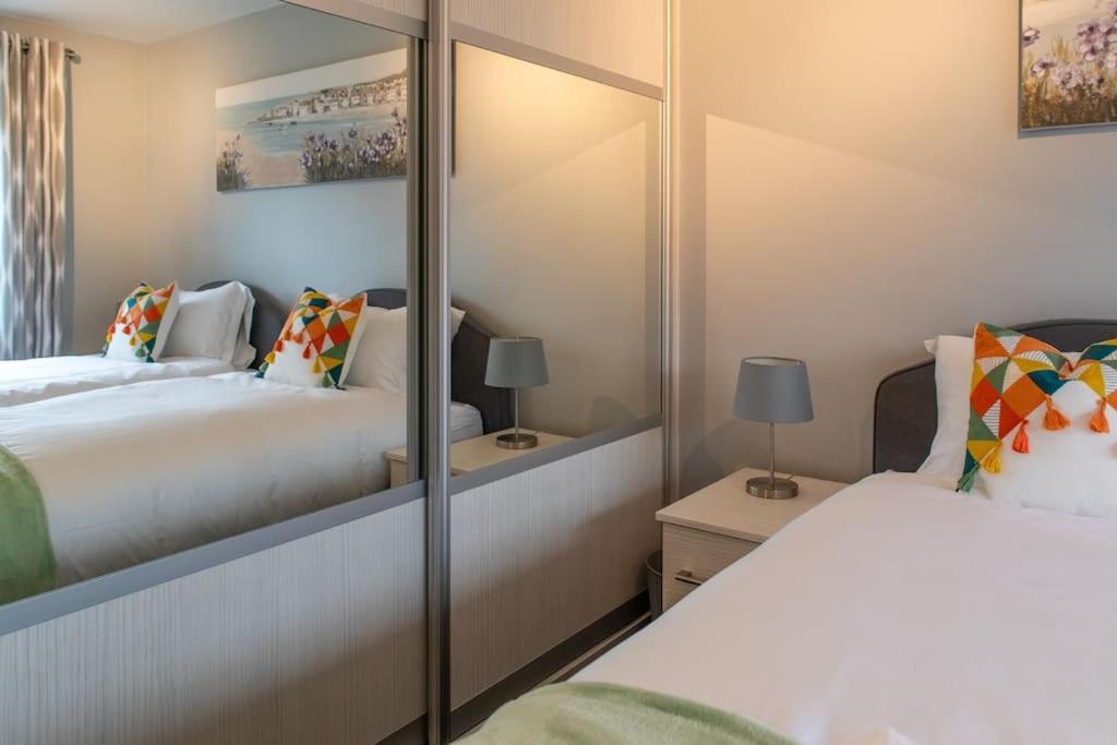 Holiday home Beautiful & Luxurious - Free Parking, Wi-fi Heywood