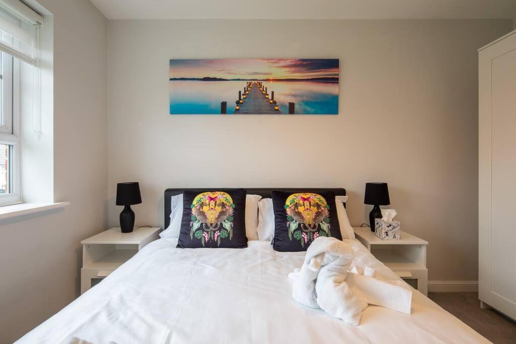 Holiday home Beautiful & Luxurious - Free Parking, Wi-fi Heywood